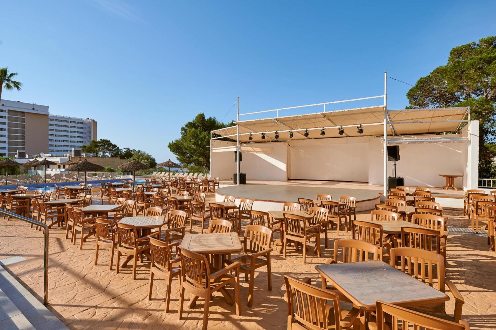 Hotel Aluasun Cala Antena Calas de Mallorca Esterno foto