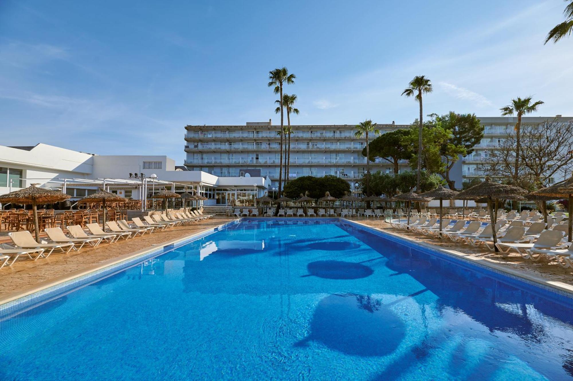 Hotel Aluasun Cala Antena Calas de Mallorca Esterno foto