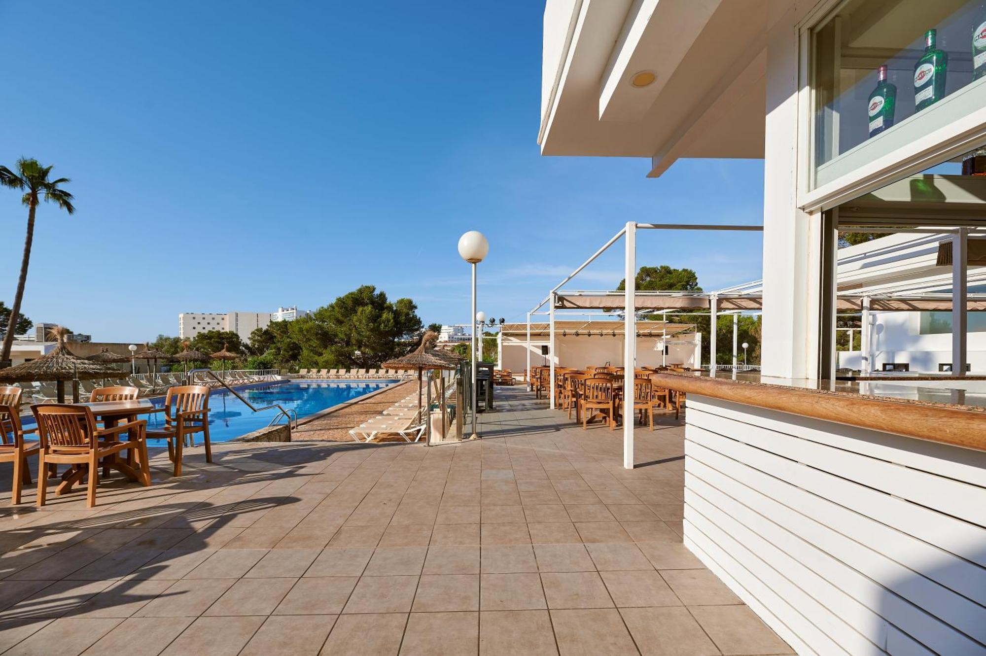 Hotel Aluasun Cala Antena Calas de Mallorca Esterno foto